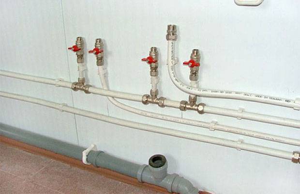 Трубы для водопровода в частном доме: какие лучше, что использовать под .