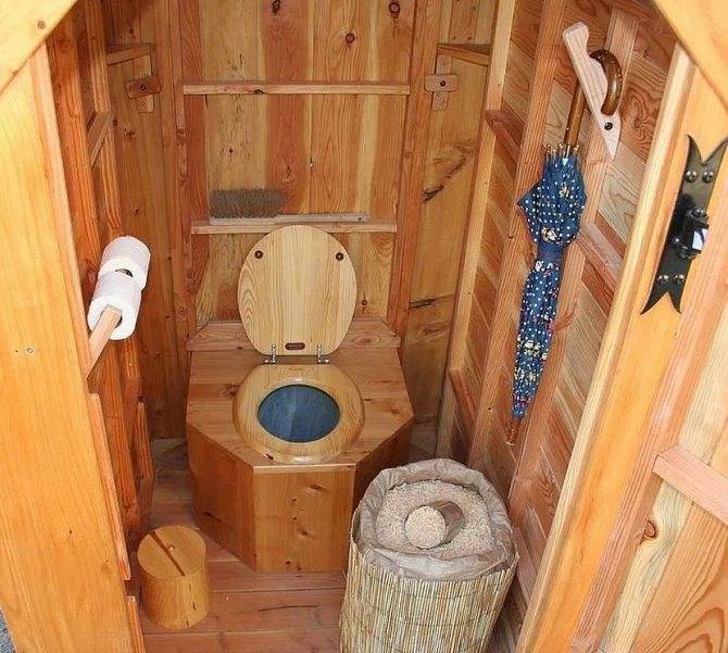 Туалет на даче в доме - традиционные и инновационные решения