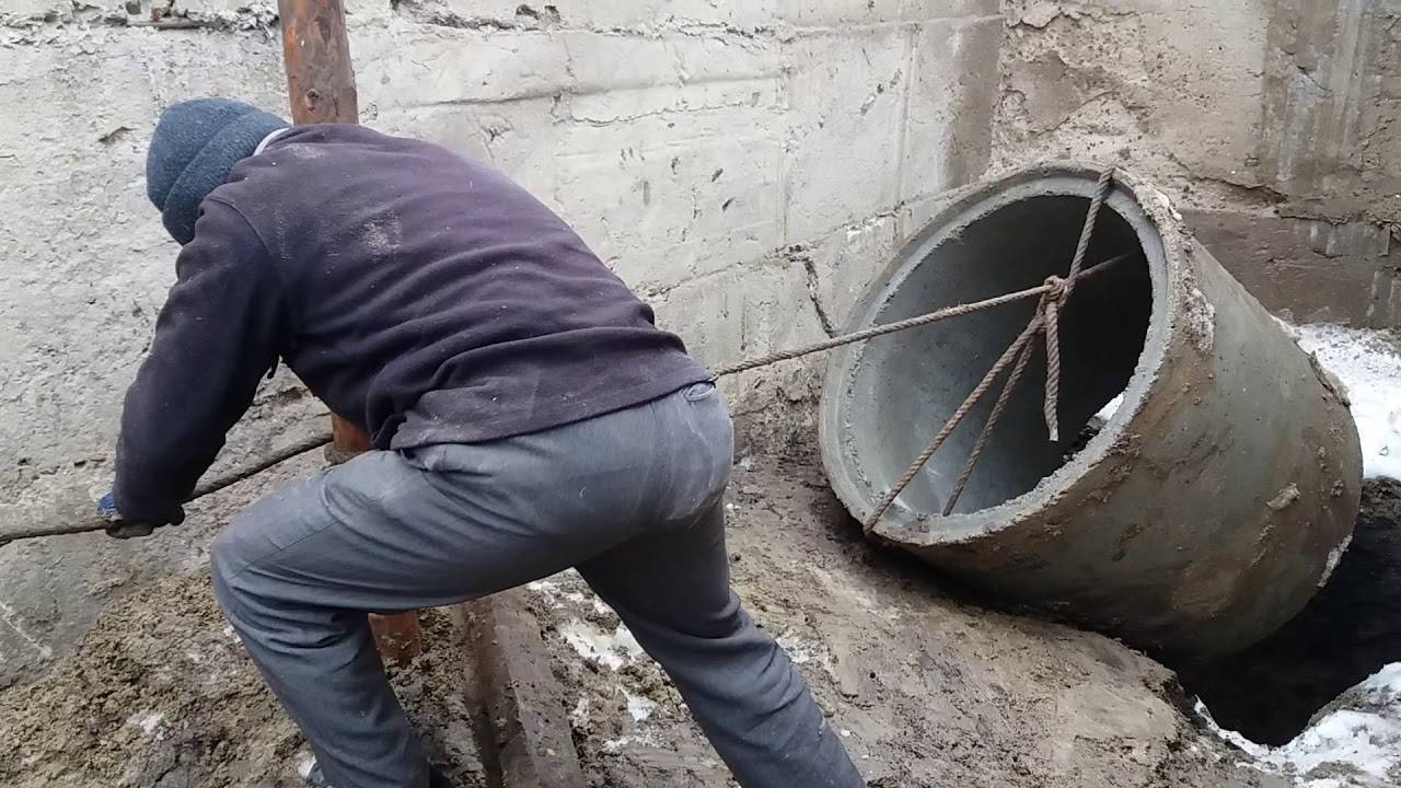 Как углубить колодец из бетонных колец: способы, как сделать своими руками