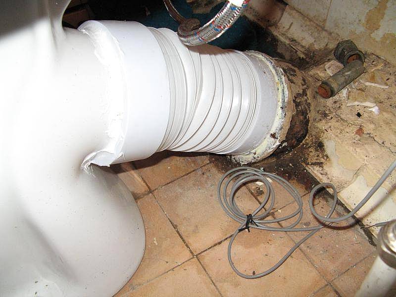 Как подключить унитаз к канализации гофрой - инструкция